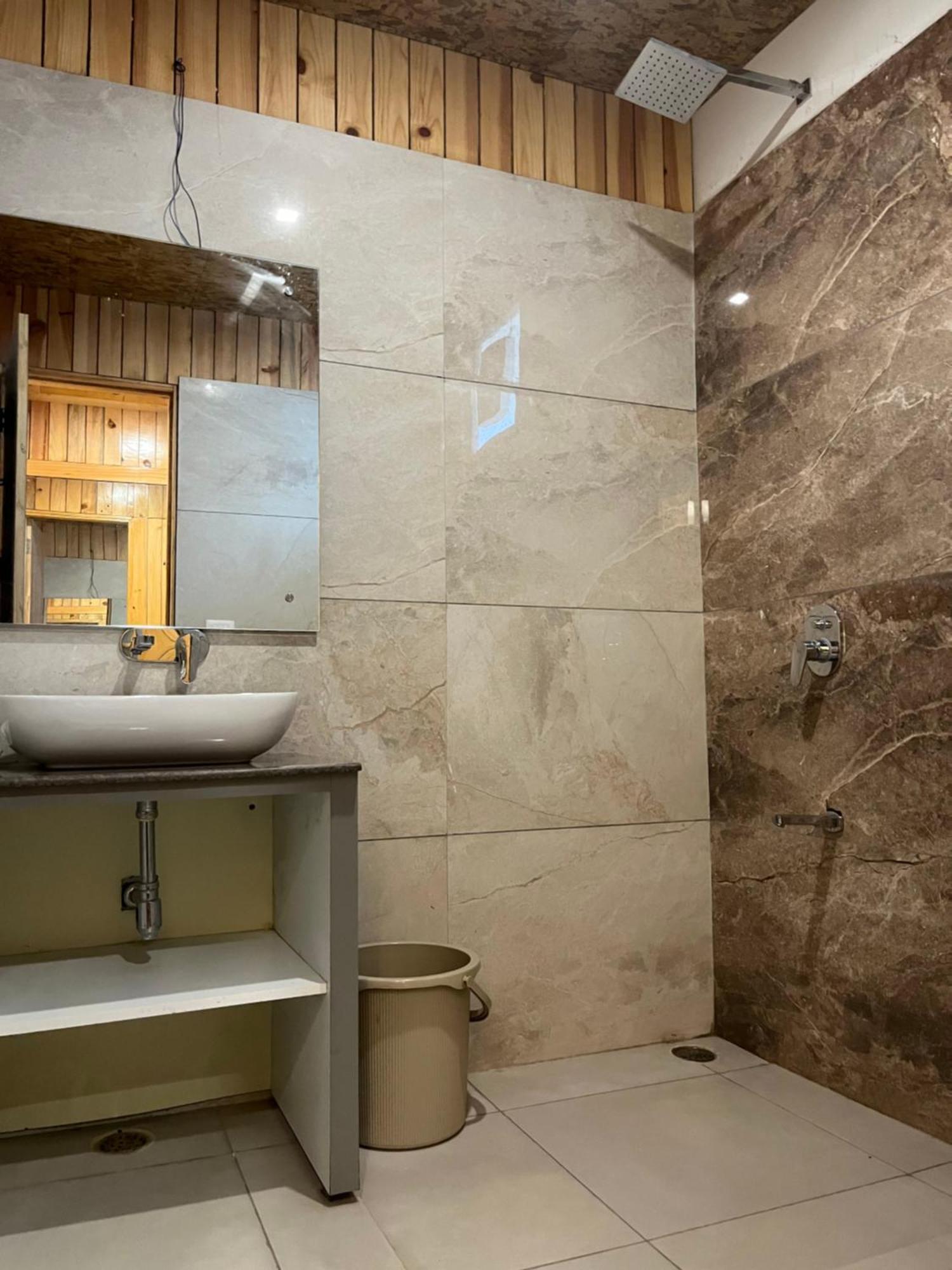 Qcent Woods Resort & Spa, Rishīkesh Extérieur photo