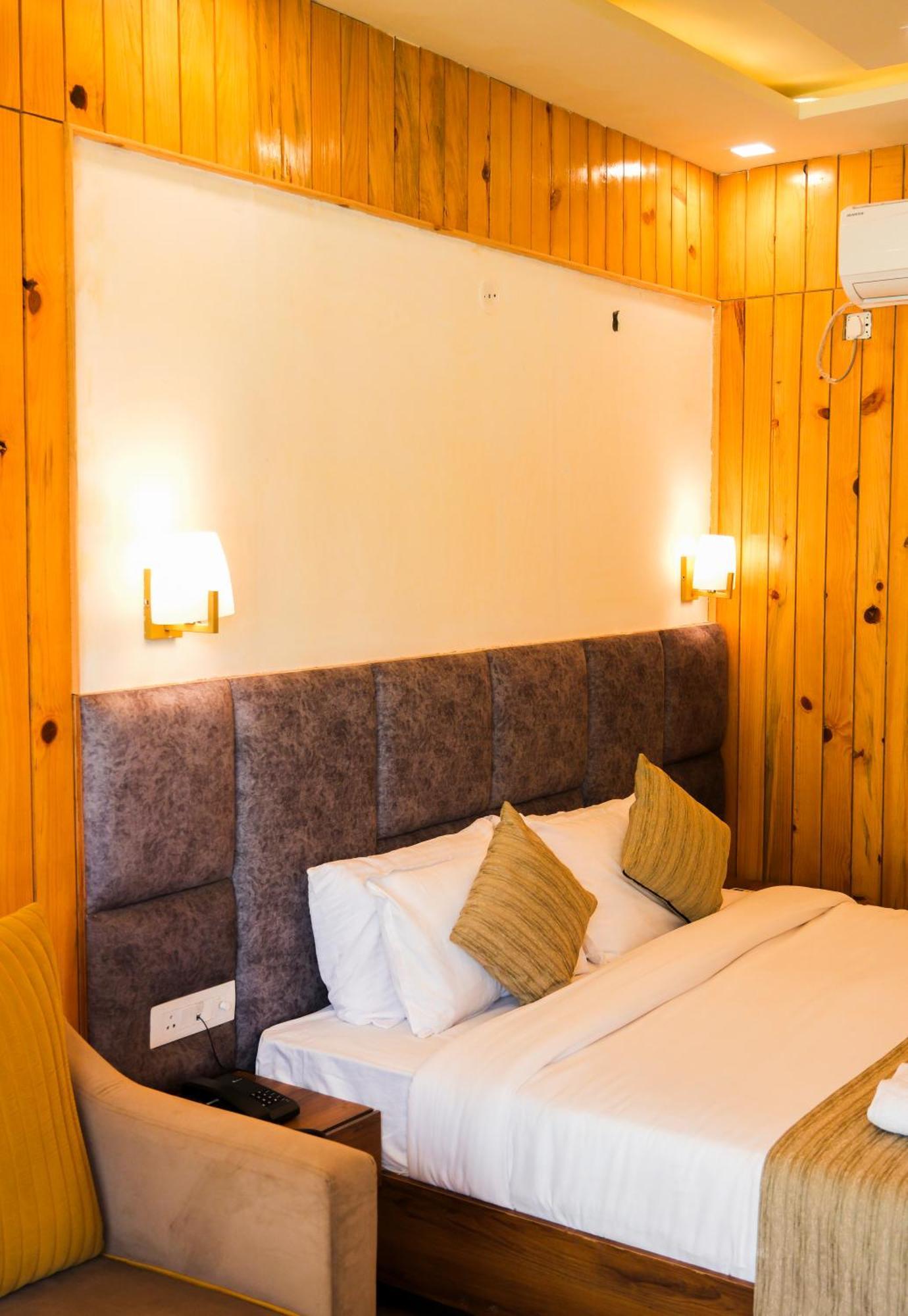 Qcent Woods Resort & Spa, Rishīkesh Extérieur photo